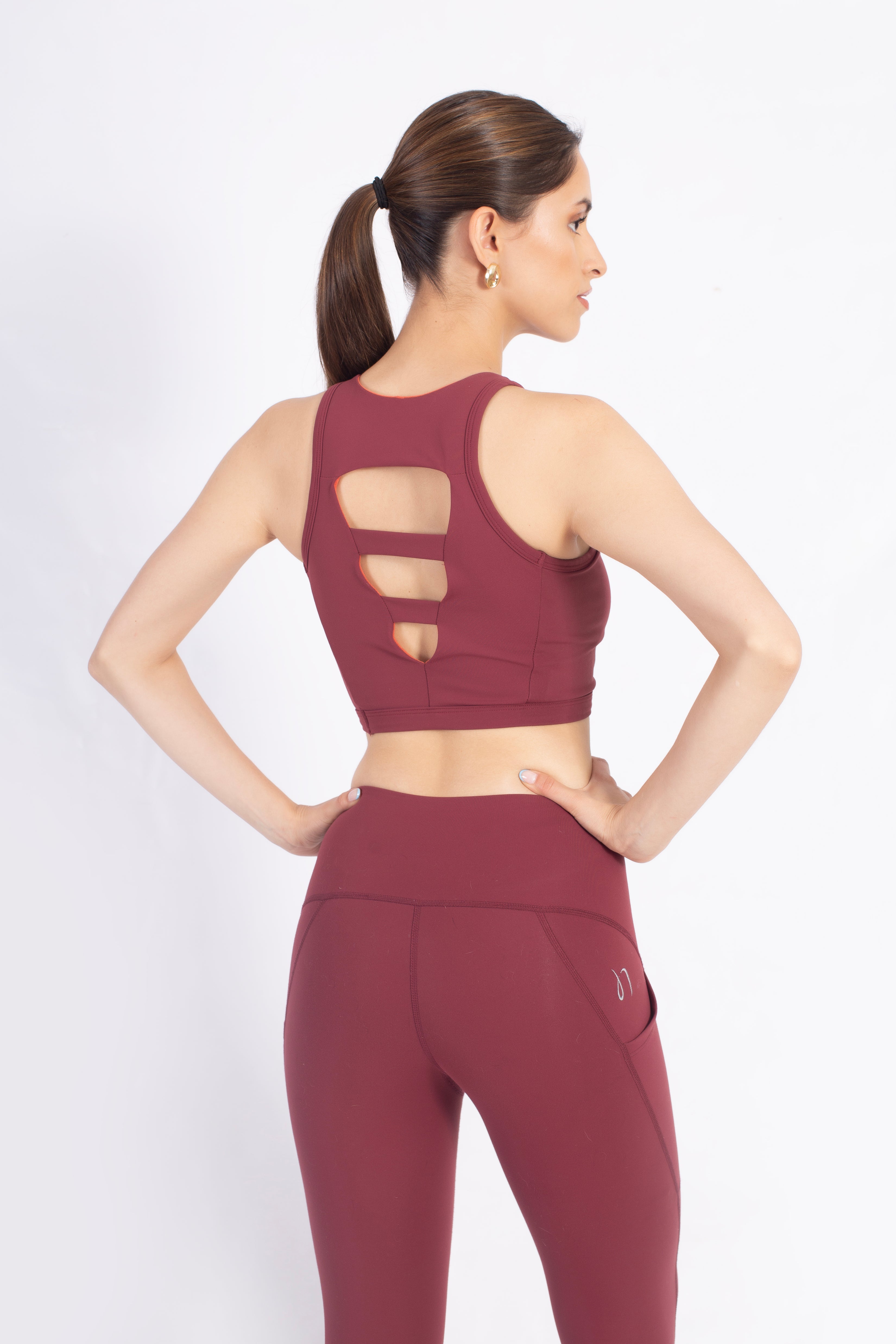 Sports Bras, Crop Tops, & Active Sets in Newport Beach I Women's Bras – Cali  Odassa