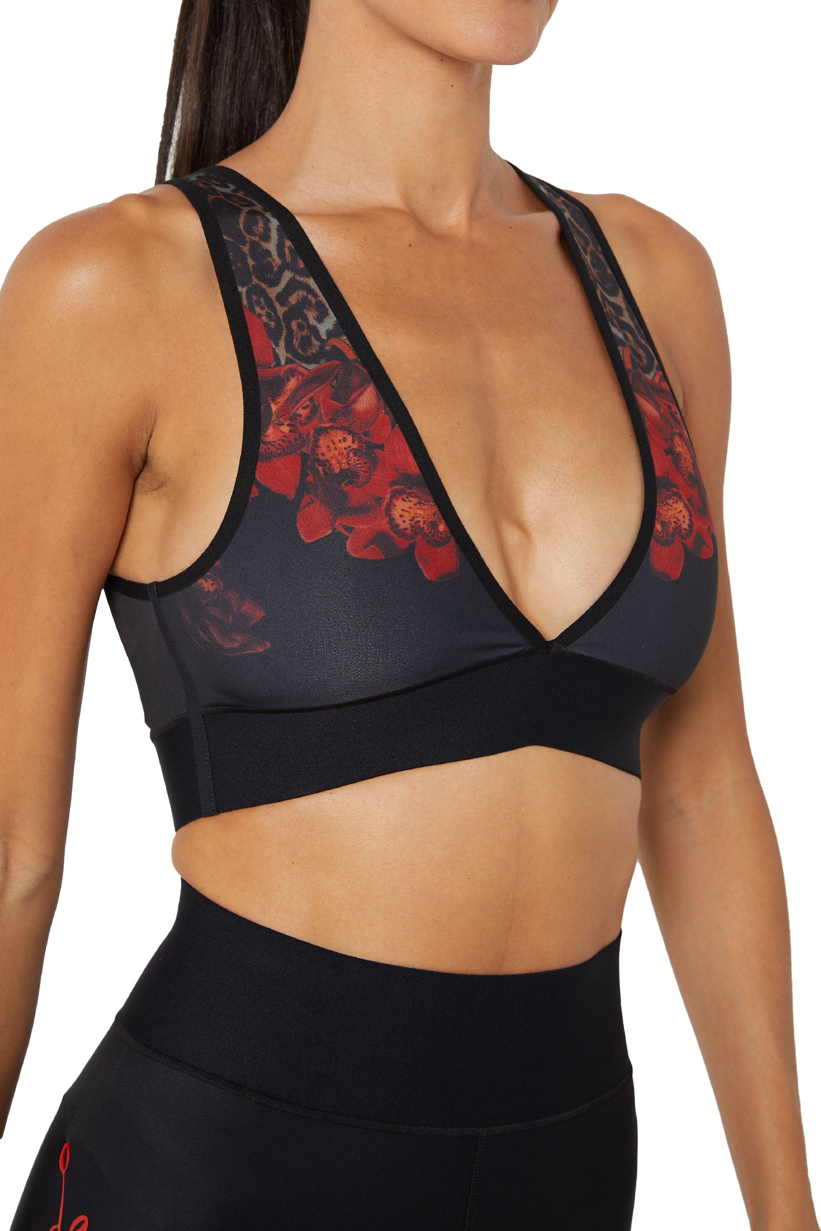 Active, lounge, & streetwear style I Women's Active Tops & Sports Bras –  Cali Odassa